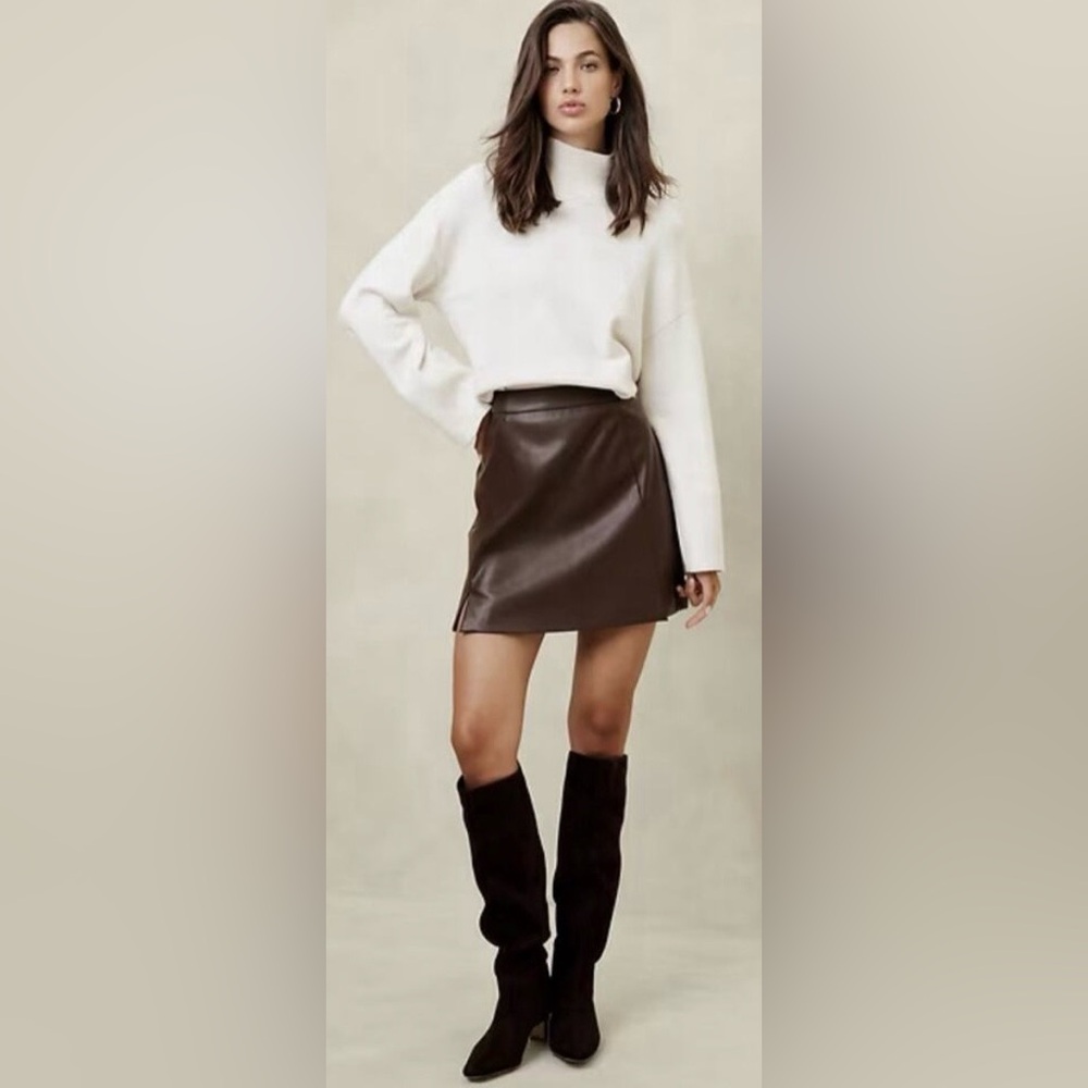 Banana Republic Factory Faux Leather Mini Skirt Hi Rise Leg Slit Brown Sz. 4 NWT